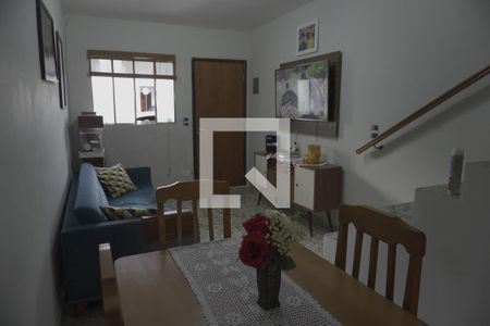 Casa de Condomínio à venda com 2 quartos, 59m² em Vila Taquari, São Paulo