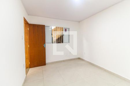 Quarto 1 de casa para alugar com 2 quartos, 75m² em Vila Carolina, São Paulo