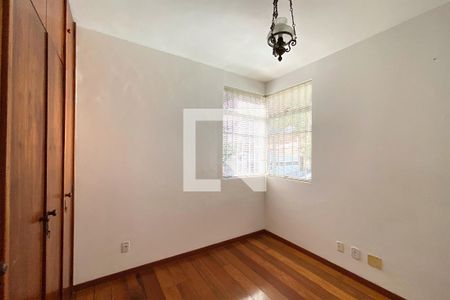 Quarto 2 de apartamento à venda com 2 quartos, 70m² em Santo Antônio, Belo Horizonte