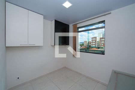 QUARTO1 de apartamento para alugar com 2 quartos, 60m² em João Pinheiro, Belo Horizonte