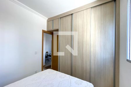 Quarto 1 de apartamento para alugar com 2 quartos, 52m² em Nova Vista, Belo Horizonte