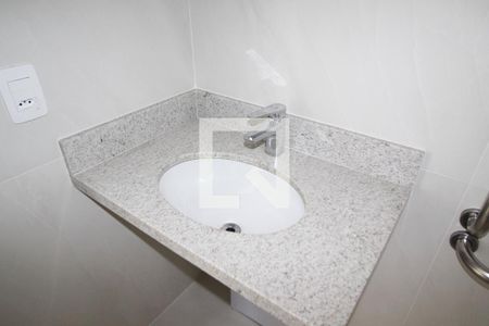 Banheiro de kitnet/studio à venda com 1 quarto, 31m² em Indianópolis, São Paulo