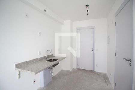 Cozinha de kitnet/studio à venda com 1 quarto, 31m² em Indianópolis, São Paulo