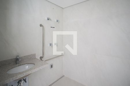 Banheiro de kitnet/studio à venda com 1 quarto, 31m² em Indianópolis, São Paulo