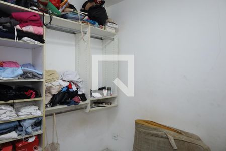 Quarto 1 de casa à venda com 3 quartos, 200m² em Vila Carmosina, São Paulo