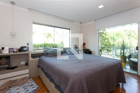 Suíte 1 de casa à venda com 3 quartos, 350m² em Jardim Textil, São Paulo