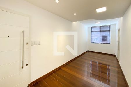 Apartamento à venda com 1 quarto, 42m² em Colégio Batista, Belo Horizonte
