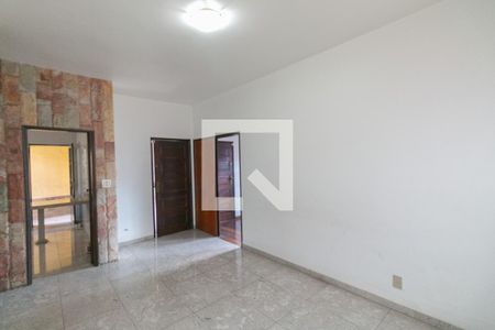 Casa à venda com 3 quartos, 220m² em Santa Branca, Belo Horizonte