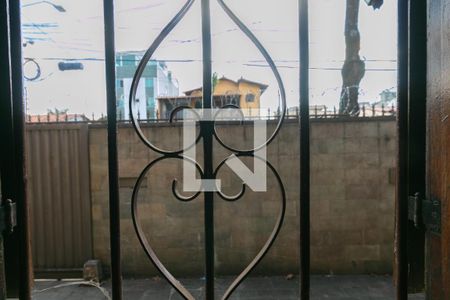 Casa à venda com 3 quartos, 220m² em Santa Branca, Belo Horizonte