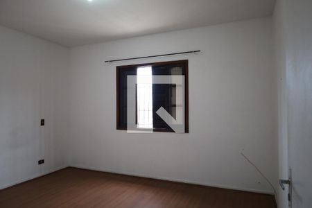 Casa para alugar com 4 quartos, 140m² em Vila Friburgo, São Paulo