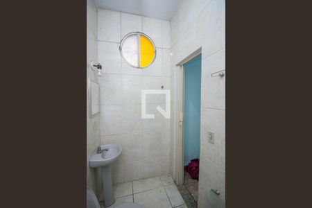 Banheiro da Suíte de casa à venda com 3 quartos, 152m² em N Sra Carmo, Contagem