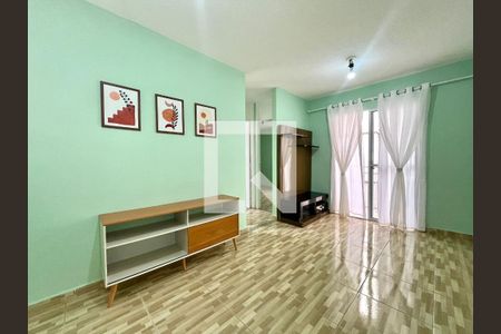 Sala de apartamento para alugar com 2 quartos, 45m² em Vila Marieta, Campinas