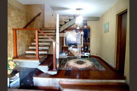 Casa à venda com 3 quartos, 480m² em Vila Dalila, São Paulo