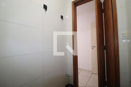 Banheiro Quarto 1 suíte de casa à venda com 2 quartos, 185m² em Jardim Stella, Santo André