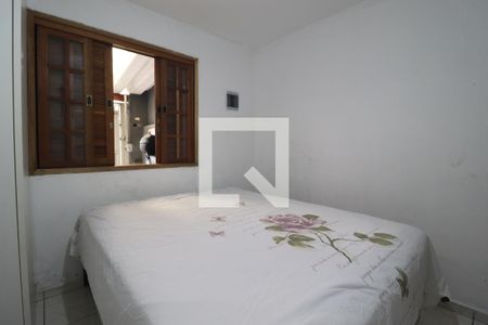 Quarto 1 suíte de casa à venda com 2 quartos, 185m² em Jardim Stella, Santo André