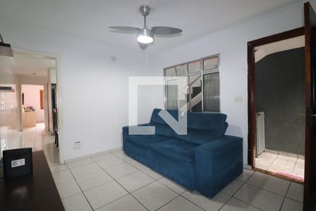 Sala de casa à venda com 2 quartos, 185m² em Jardim Stella, Santo André