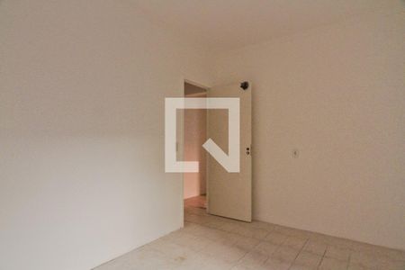 Quarto 1 de casa para alugar com 2 quartos, 70m² em Vila Zat, São Paulo