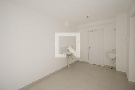 Sala / Cozinha / Tanque  de apartamento para alugar com 2 quartos, 32m² em Vila Maria, São Paulo