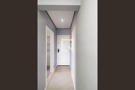 Corredor de apartamento para alugar com 2 quartos, 69m² em Vila Iracema, Barueri