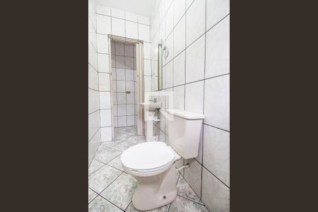 Banheiro de casa de condomínio para alugar com 1 quarto, 50m² em Jardim Munhoz Junior, Barueri