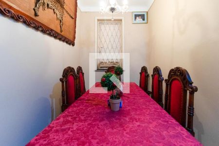 Casa à venda com 13 quartos, 700m² em Gragoatá, Niterói