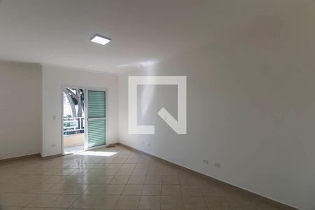 Casa à venda com 3 quartos, 154m² em Vila Lucia, São Paulo