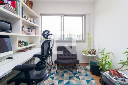 Sala de apartamento à venda com 2 quartos, 67m² em Campo Belo, São Paulo