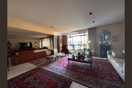 Apartamento à venda com 4 quartos, 320m² em Lourdes, Belo Horizonte