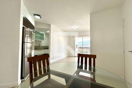 Sala de apartamento para alugar com 2 quartos, 69m² em Trindade, Florianópolis