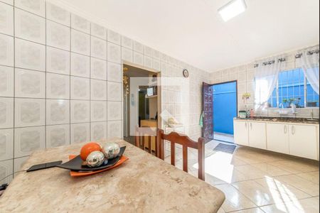 Casa à venda com 2 quartos, 157m² em Jardim das Maravilhas, Santo André