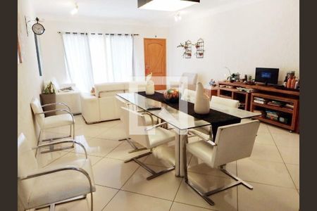 Casa à venda com 4 quartos, 214m² em Mirandópolis, São Paulo