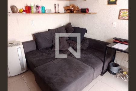 Casa à venda com 4 quartos, 214m² em Mirandópolis, São Paulo