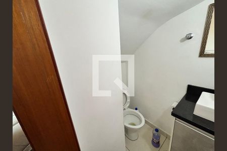 Banheiro 1 de casa para alugar com 2 quartos, 77m² em Itaquera, São Paulo