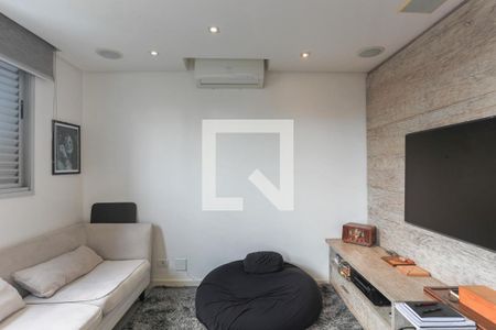 Apartamento à venda com 2 quartos, 104m² em Cerqueira César, São Paulo