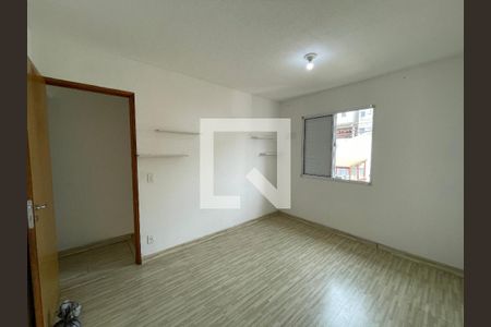 Quarto 1 de casa de condomínio para alugar com 2 quartos, 65m² em Jardim Isis, Cotia