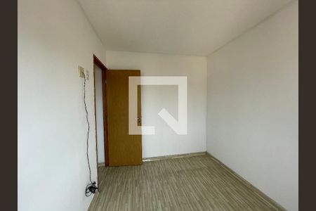 Quarto 2 de casa de condomínio para alugar com 2 quartos, 65m² em Jardim Isis, Cotia