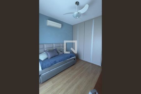 Casa à venda com 3 quartos, 200m² em Curicica, Rio de Janeiro
