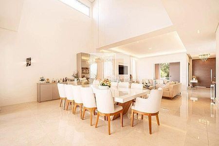 Casa à venda com 4 quartos, 550m² em Colinas da Anhanguera, Santana de Parnaíba