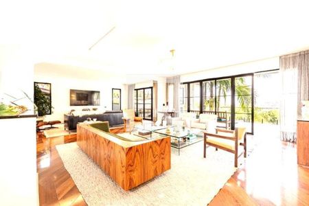 Casa à venda com 4 quartos, 649m² em Alphaville, Santana de Parnaíba