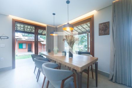 Sala de Jantar de casa de condomínio à venda com 4 quartos, 350m² em Condomínio Recanto do Vale, Brumadinho