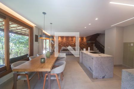 sala de casa de condomínio à venda com 4 quartos, 350m² em Condomínio Recanto do Vale, Brumadinho