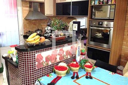 Casa à venda com 4 quartos, 200m² em Encantado, Rio de Janeiro