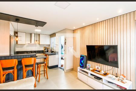 Sala de casa de condomínio para alugar com 2 quartos, 122m² em Cidade Patriarca, São Paulo