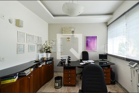 Quarto 2 de casa à venda com 6 quartos, 300m² em Cruzeiro, Belo Horizonte