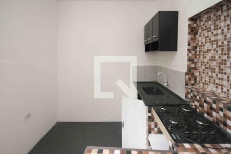Cozinha de casa para alugar com 2 quartos, 90m² em Jardim da Conquista, São Paulo