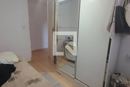 Casa à venda com 3 quartos, 224m² em Vila Dalva, São Paulo