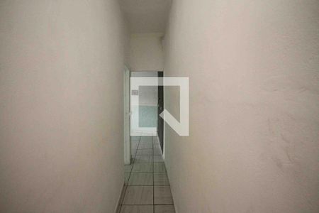 Corredor de casa para alugar com 2 quartos, 90m² em Jardim da Conquista, São Paulo