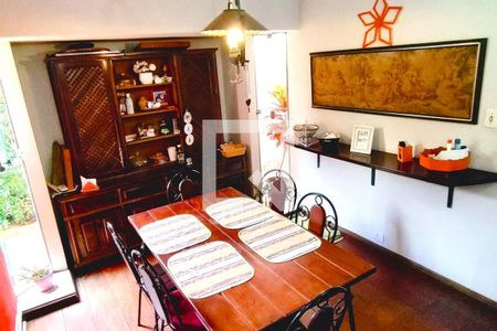 Casa à venda com 3 quartos, 250m² em Brooklin, São Paulo