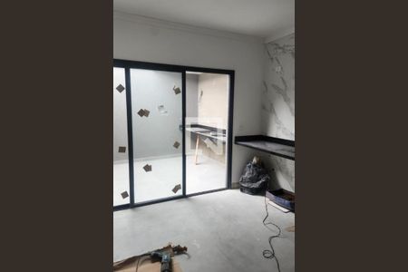 Casa à venda com 3 quartos, 157m² em Vila Bonilha, São Paulo