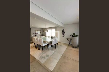 Casa à venda com 4 quartos, 360m² em Alphaville, Santana de Parnaíba
